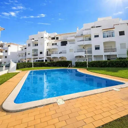 Majesti Algarve Διαμέρισμα Αλμπουφέιρα
